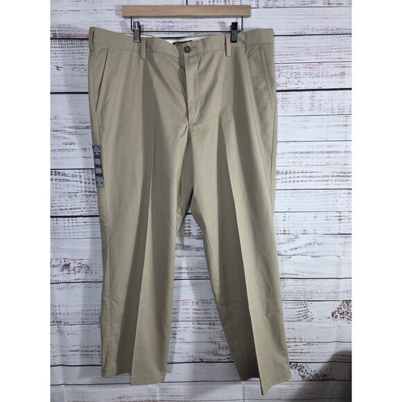 Dockers Men's Easy Khaki Pants 40x30 Flat Front Classic Fit D3 NWT - Picture 1 of 6